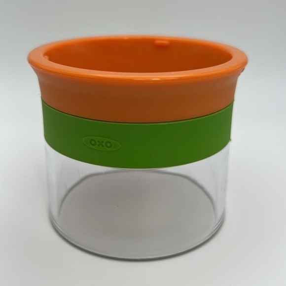 Oxo Good Grips 3-Blade Hand-Held Spiralizer, Green, Red, & Orange - Picture 5 of 7